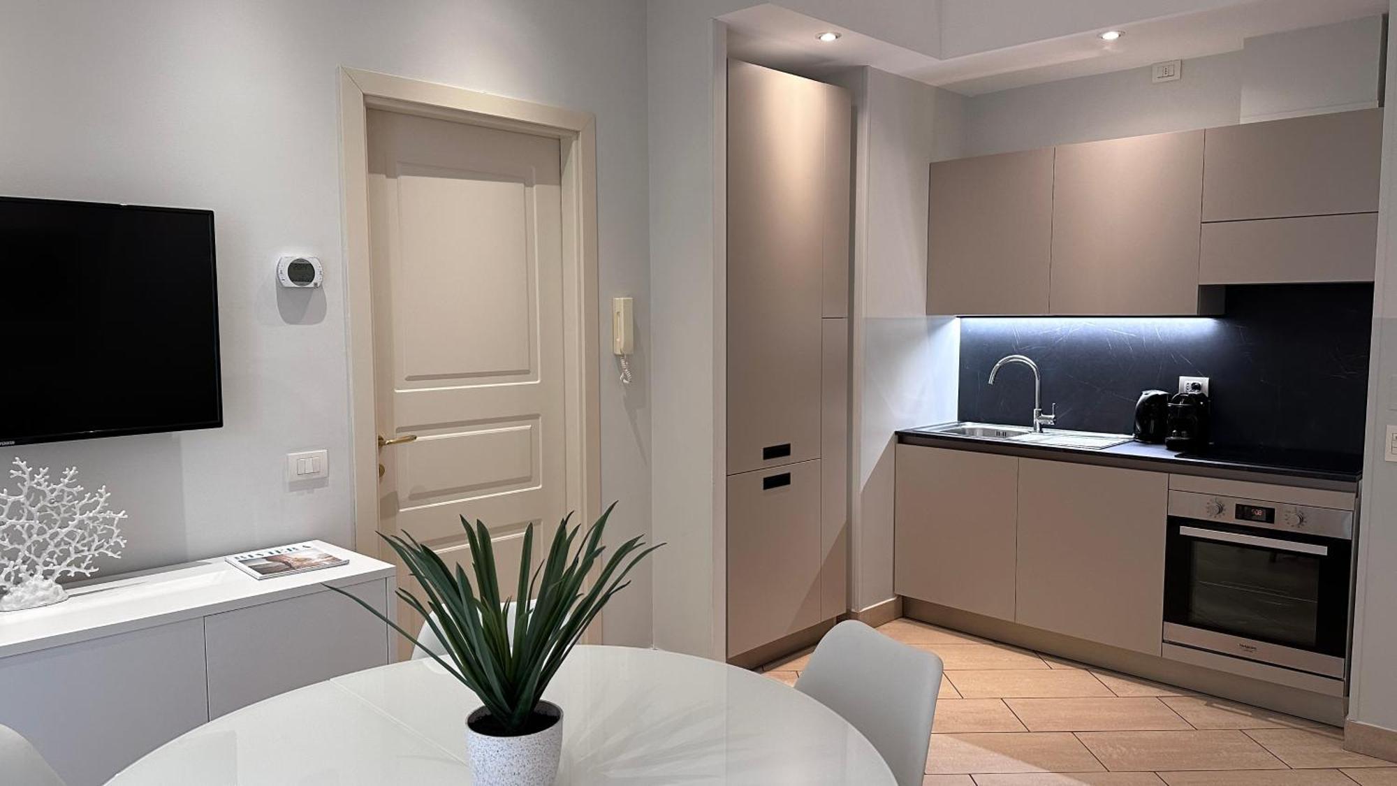 Residence Lungomare - Charming Apartments Riccione Exterior photo