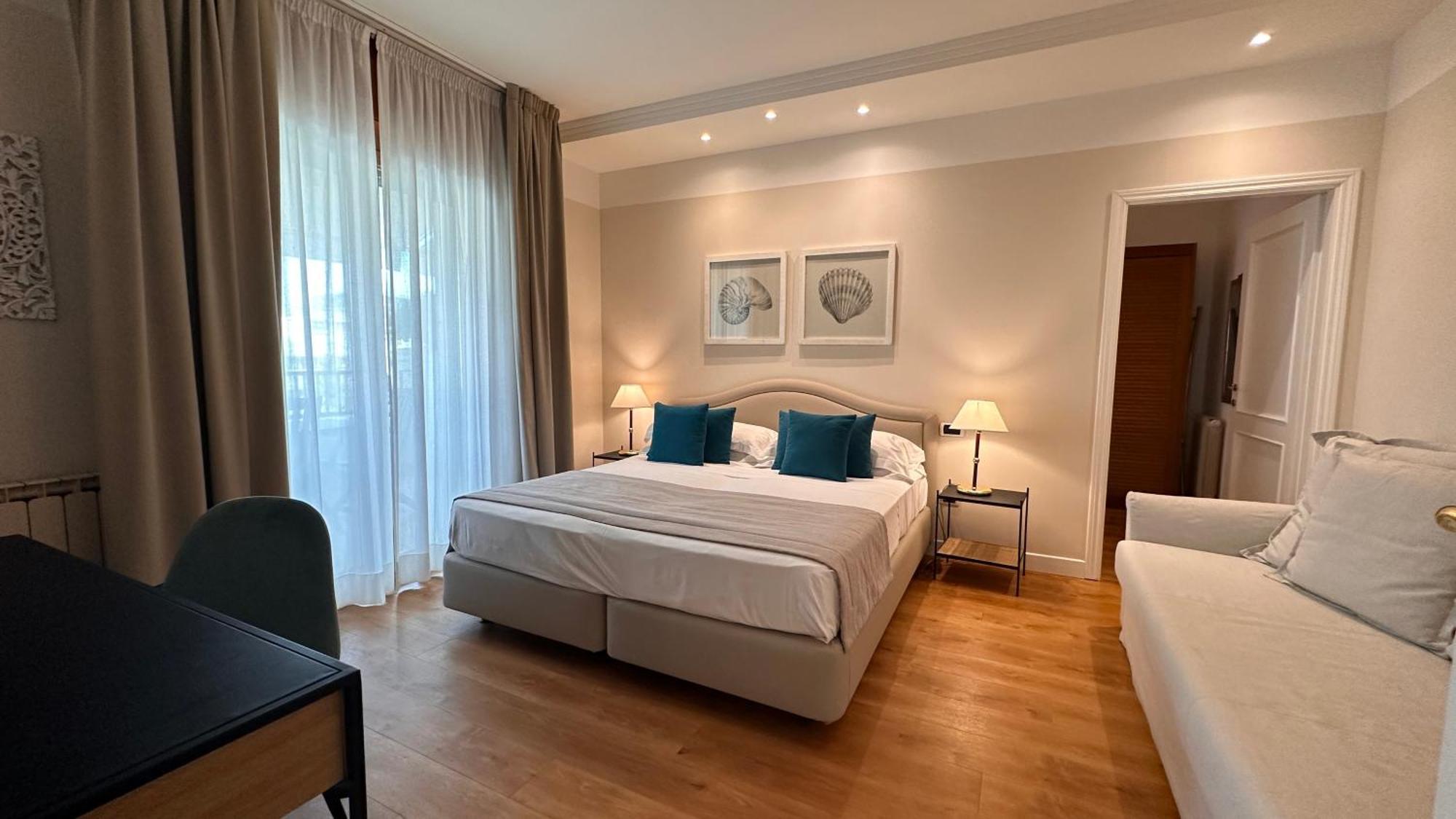 Residence Lungomare - Charming Apartments Riccione Exterior photo